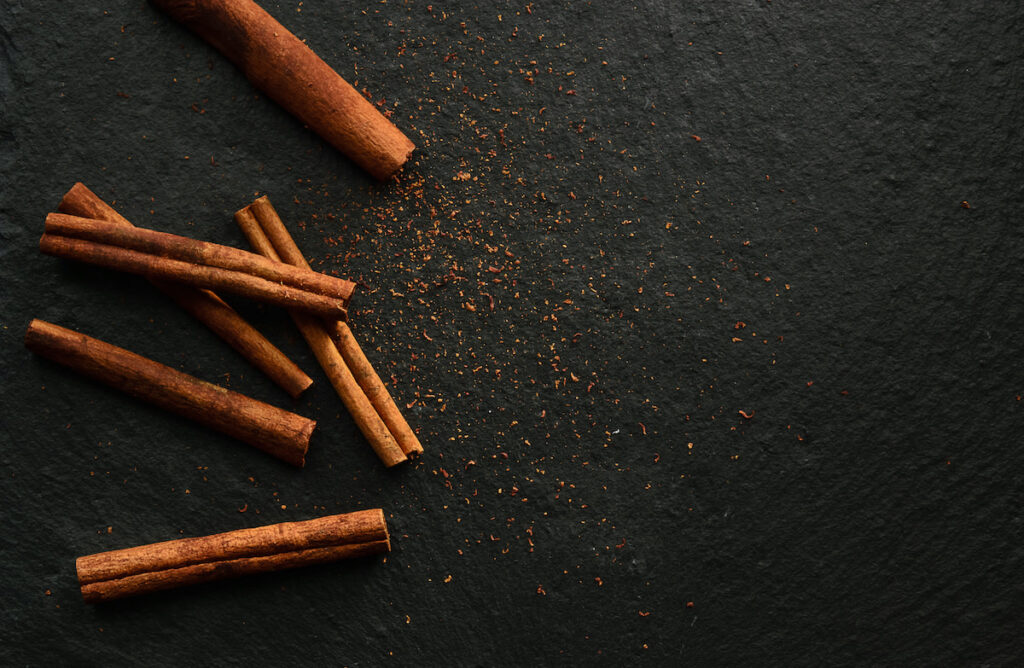 cinnamon sticks