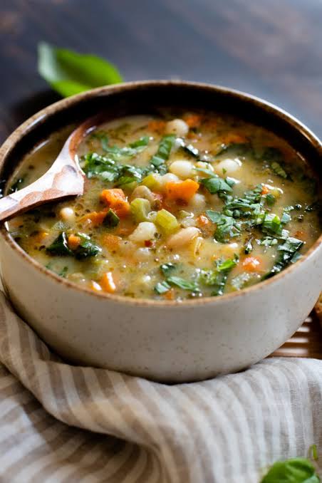 White bean gnocchi soup 